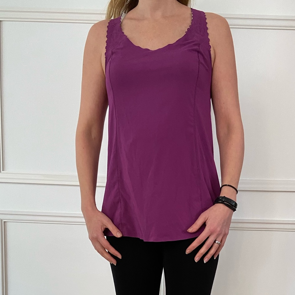 Lululemon tank top